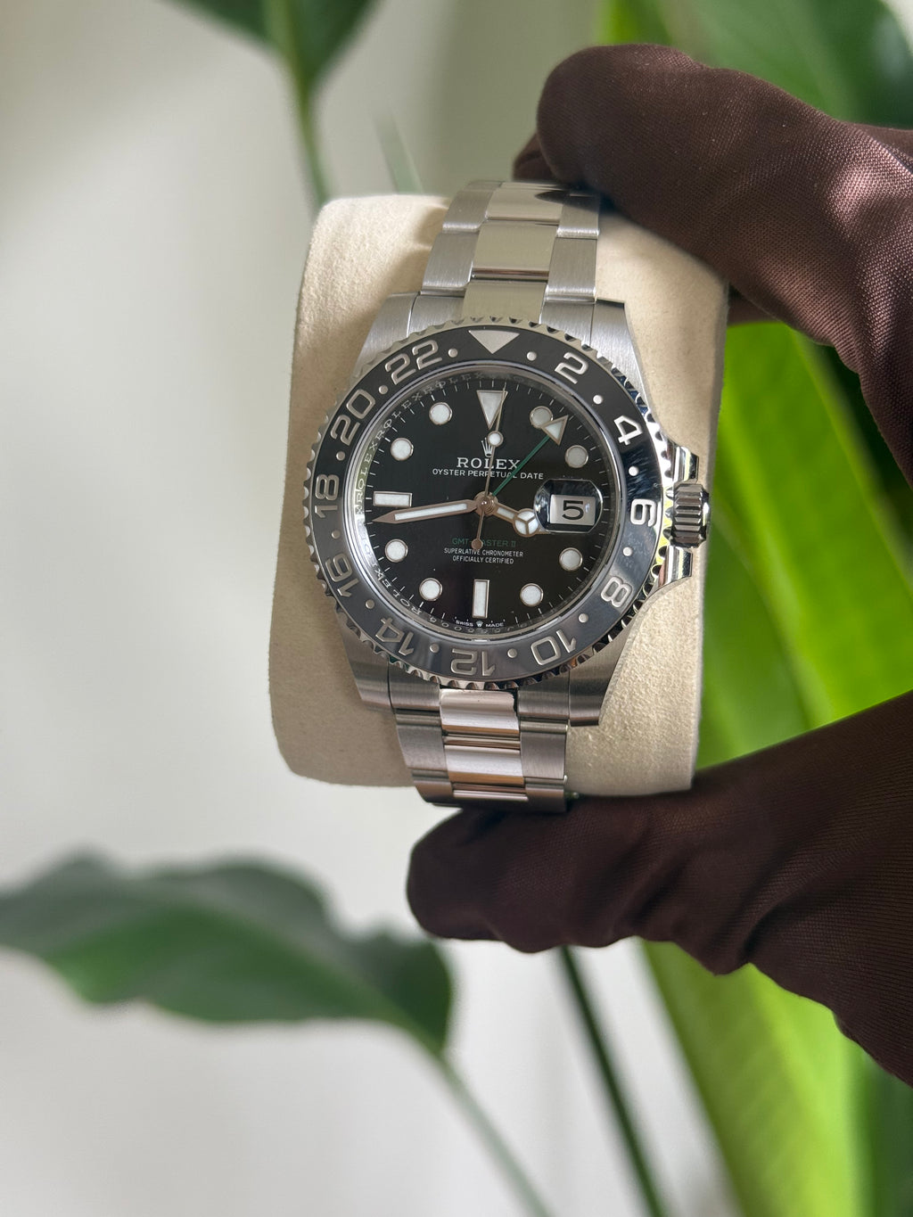 Rolex - GMT-Master II Bruce Wayne/ Stainless Steel / Oyster — Ref. 126710GRNR